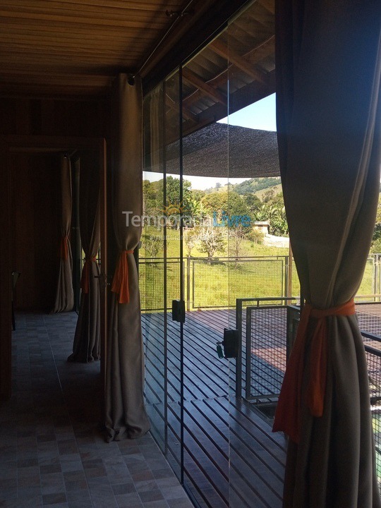 Chácara / sítio para aluguel de temporada em São Bento do Sapucaí (Estrada Municipal José Theotonio Silva)