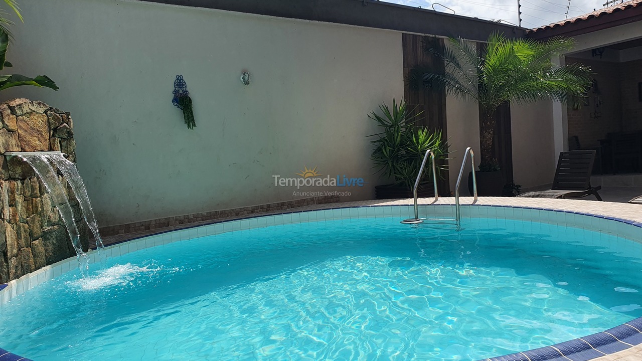 Casa para aluguel de temporada em Guarujá (Enseada)