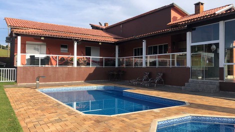 Casa para alquilar en Pardinho - Ninho Verde Eco Residence