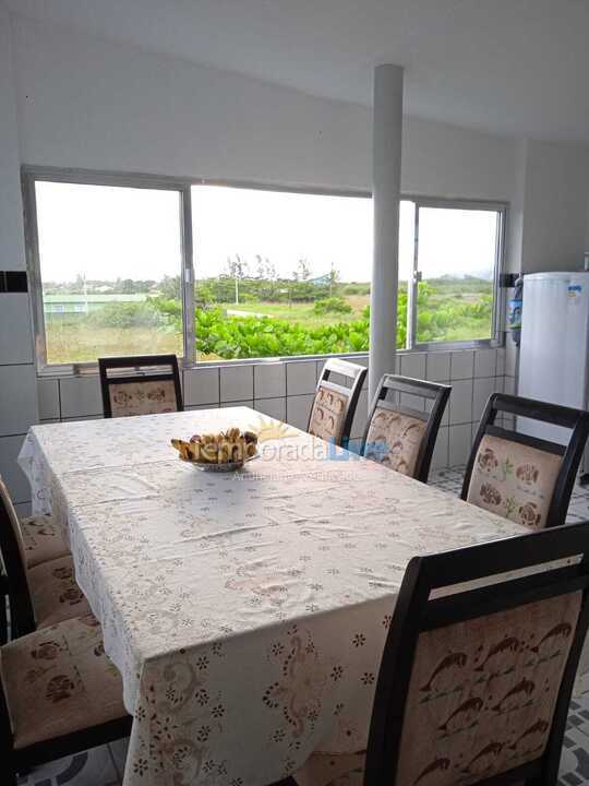Casa para aluguel de temporada em Ilha Comprida (Ponta da Praia Norte)