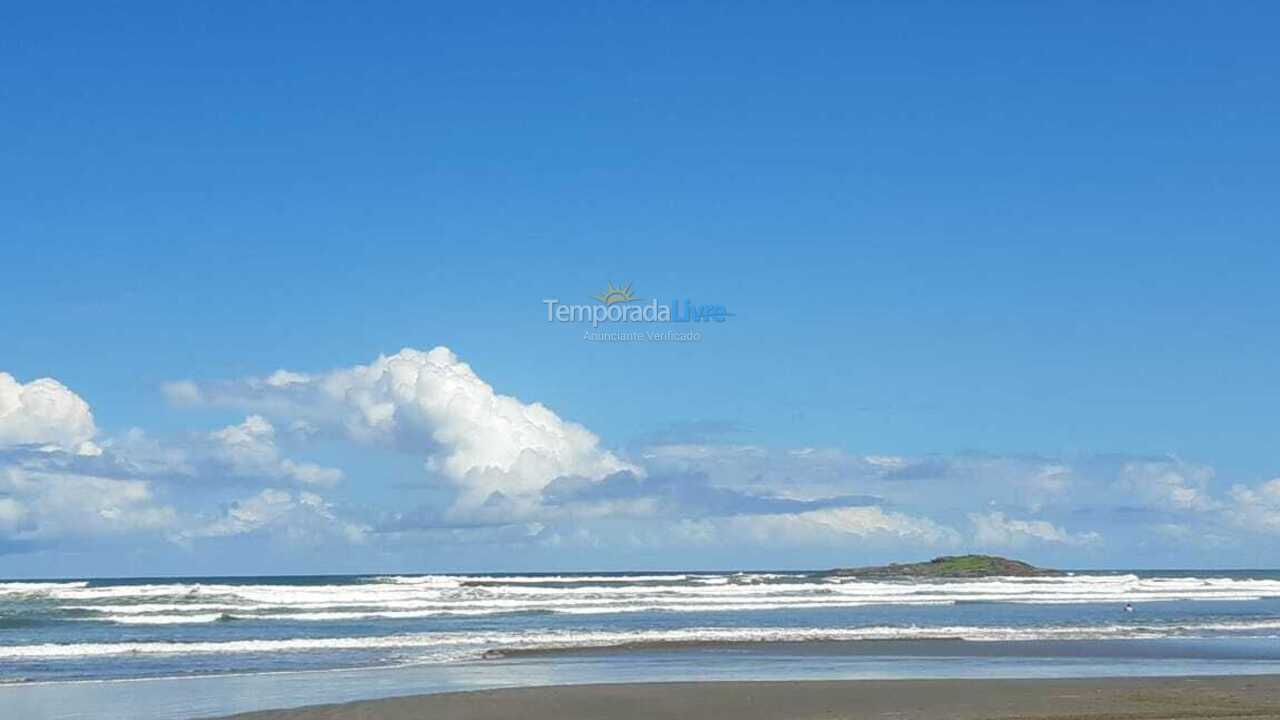 House for vacation rental in Itanhaém (Balneário Gaivotas)