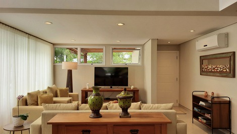 Condomínio Raízes de Juquehy - Casa Nova