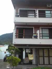 Frente da casa triplex