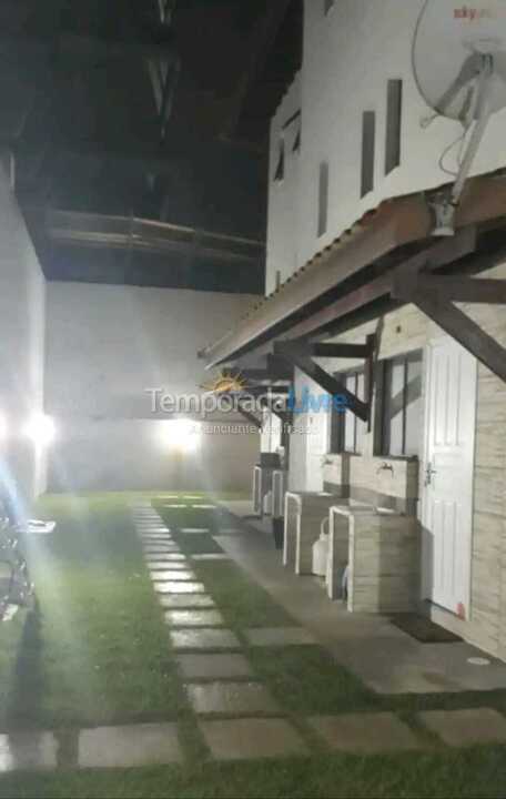 Casa para aluguel de temporada em Ubatuba (Praia das Toninhas)