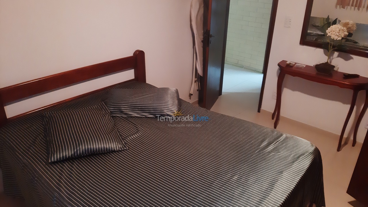 Apartamento para aluguel de temporada em Cabo Frio (Algodoal)