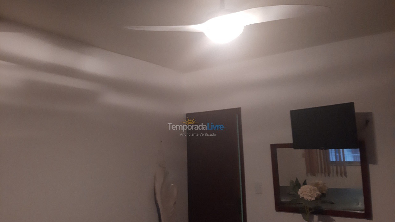 Apartamento para aluguel de temporada em Cabo Frio (Algodoal)