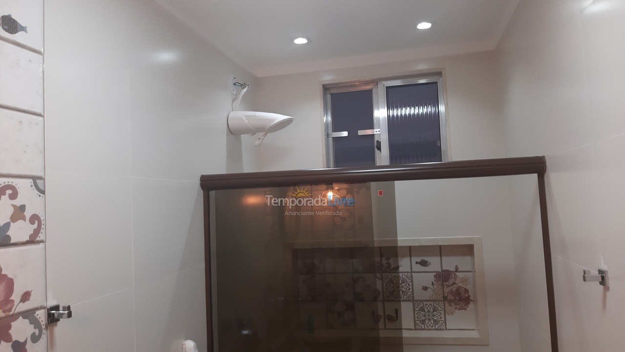 Apartamento para aluguel de temporada em Cabo Frio (Algodoal)