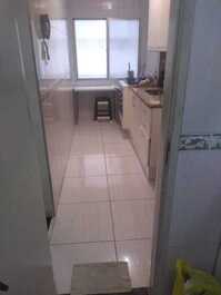 Alugo apartamento na beira da praia