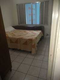 Alugo apartamento na beira da praia