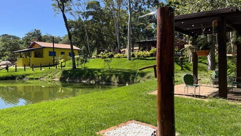 Lindo sítio, casa, piscina, fogão a lenha, lazer rural