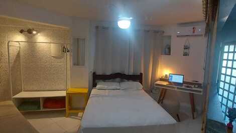 Quarto standart com ar condicionado e home office