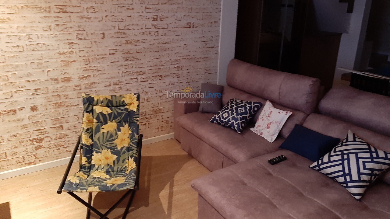 Casa para aluguel de temporada em Monte Verde (Camanducaia)