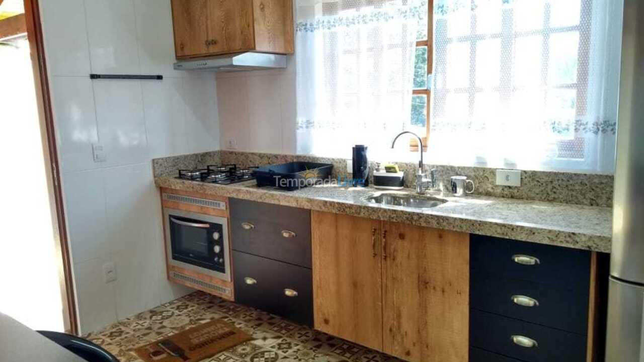 Casa para aluguel de temporada em Monte Verde (Camanducaia)