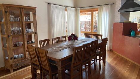 MARAVILLOSA Casa en Condominio Cerrado de 4 Suites