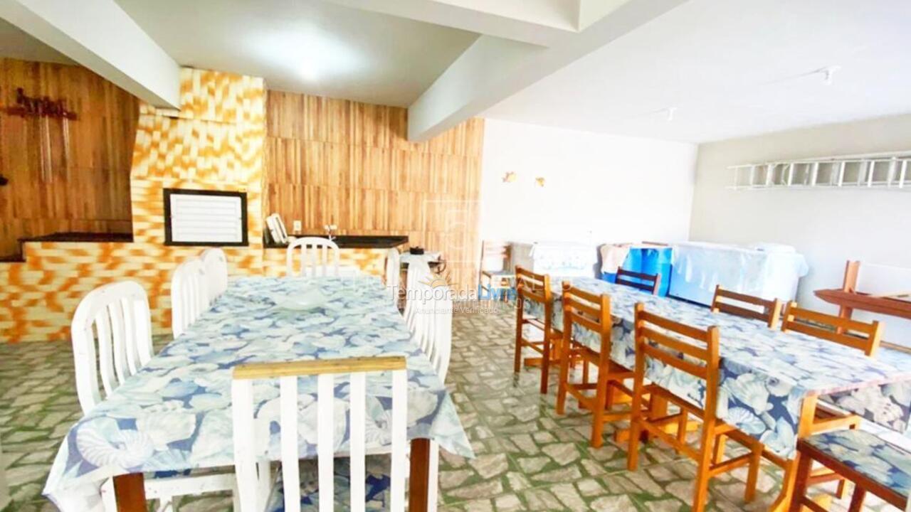 Casa para alquiler de vacaciones em Bombinhas (Canto Grande)