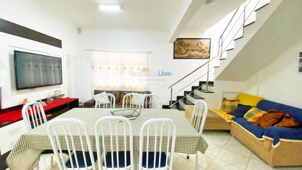 Casa para alquiler de vacaciones em Bombinhas (Canto Grande)