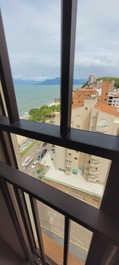 Apartamento de frente para o Mar, Prédio Redondo Martin de Sá