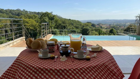 Piscina izquierda bien ubicada a 5 min de Flamboyant