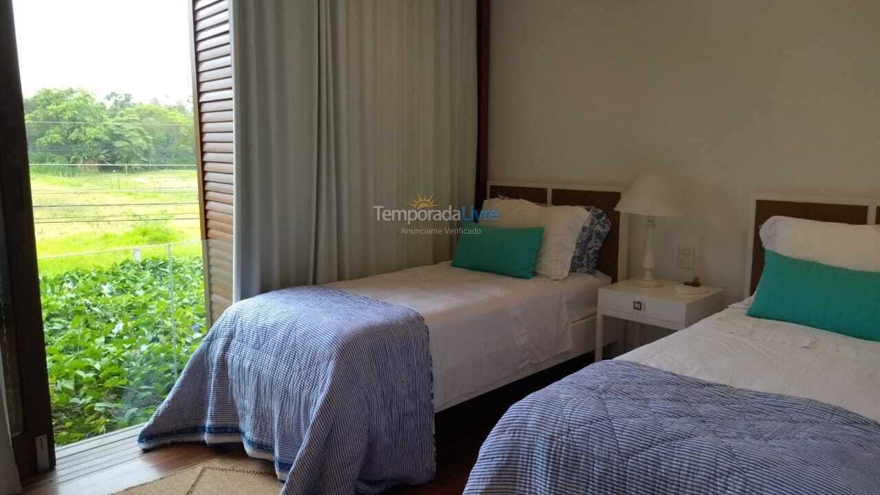 Casa para aluguel de temporada em São Sebastião (Praia da Baleia)