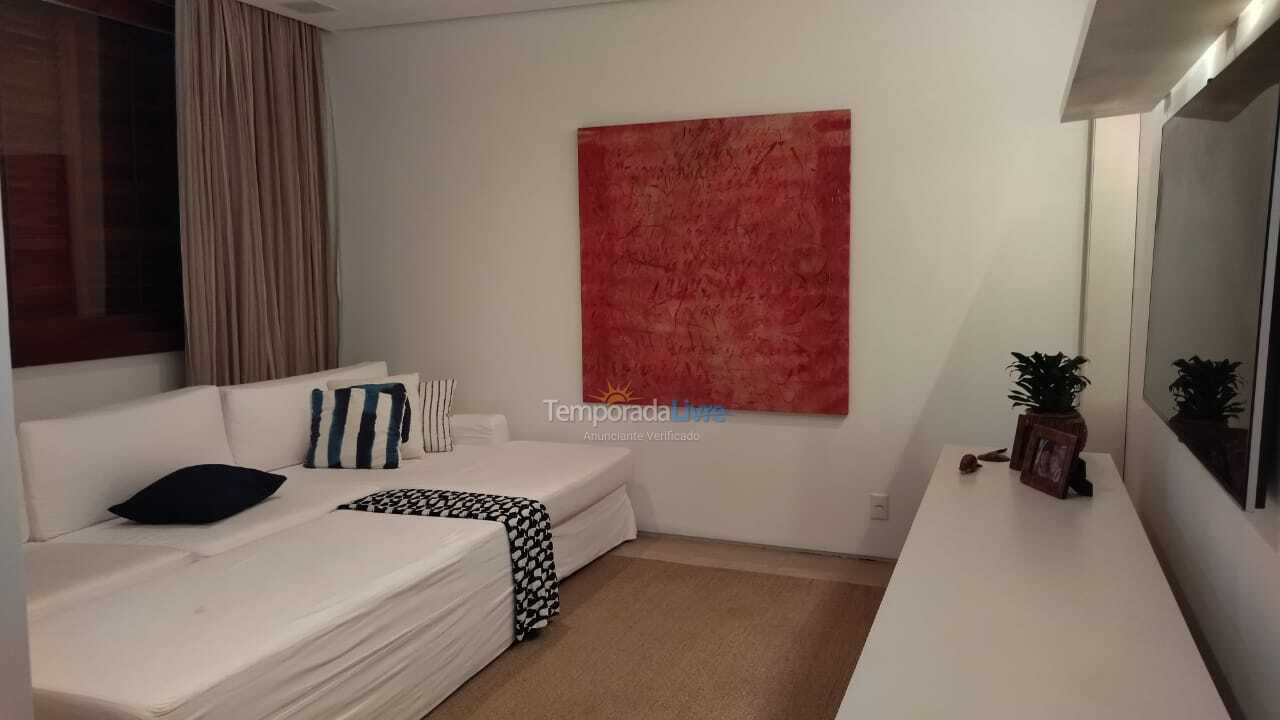 Casa para aluguel de temporada em São Sebastião (Praia da Baleia)