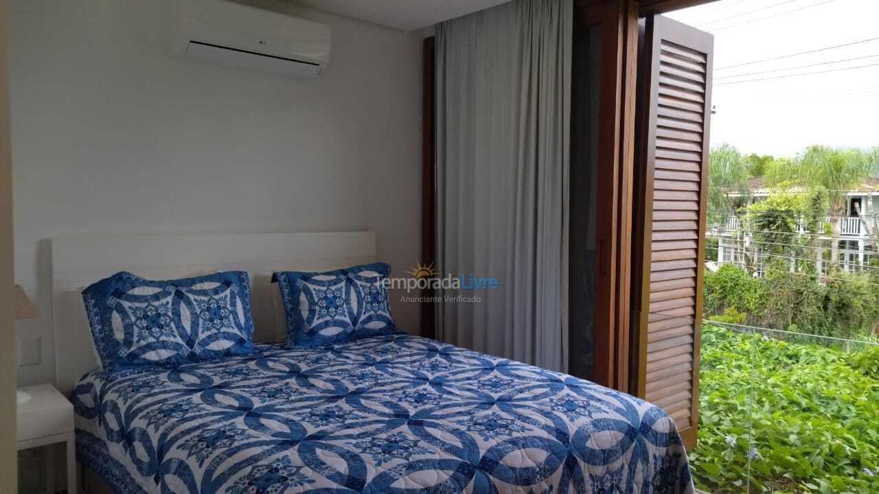 Casa para aluguel de temporada em São Sebastião (Praia da Baleia)