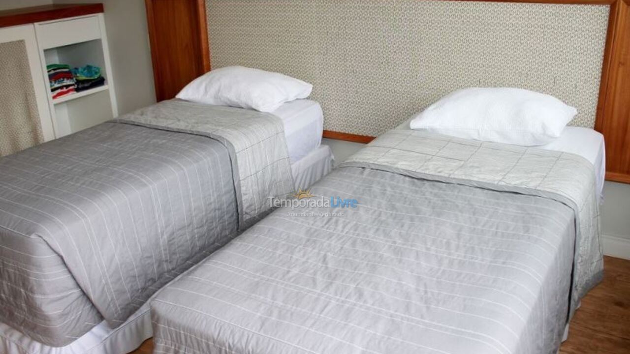 Casa para aluguel de temporada em São Sebastião (Maresias)