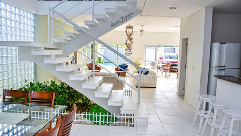 Casa Alto Padrão Praia do Pernambuco Ótima Opção p Passar a Quarentena