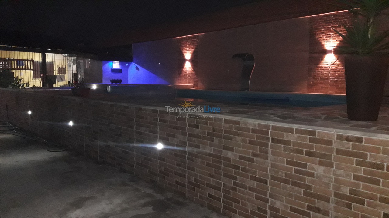 Casa para aluguel de temporada em Itanhaém (Nova Itanhaem)