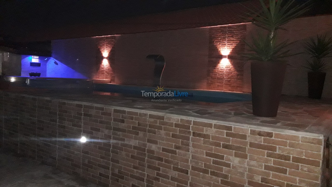 Casa para aluguel de temporada em Itanhaém (Nova Itanhaem)