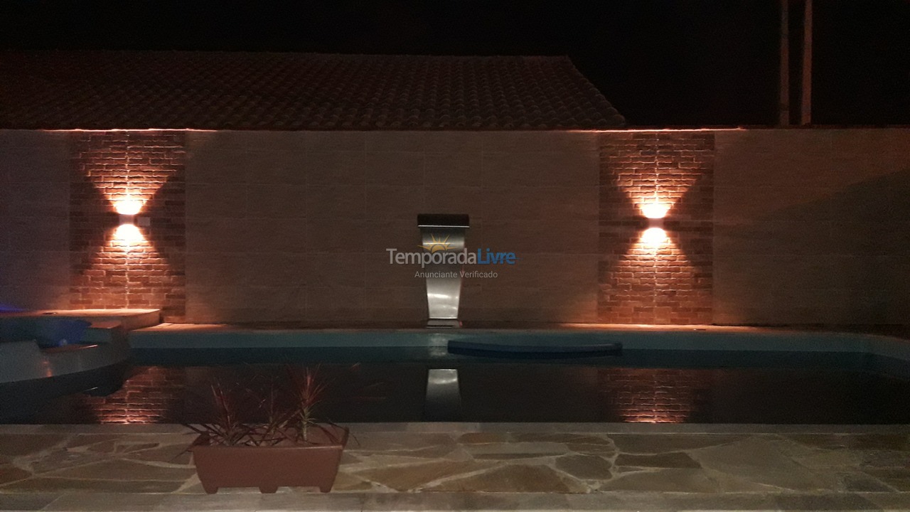 Casa para aluguel de temporada em Itanhaém (Nova Itanhaem)