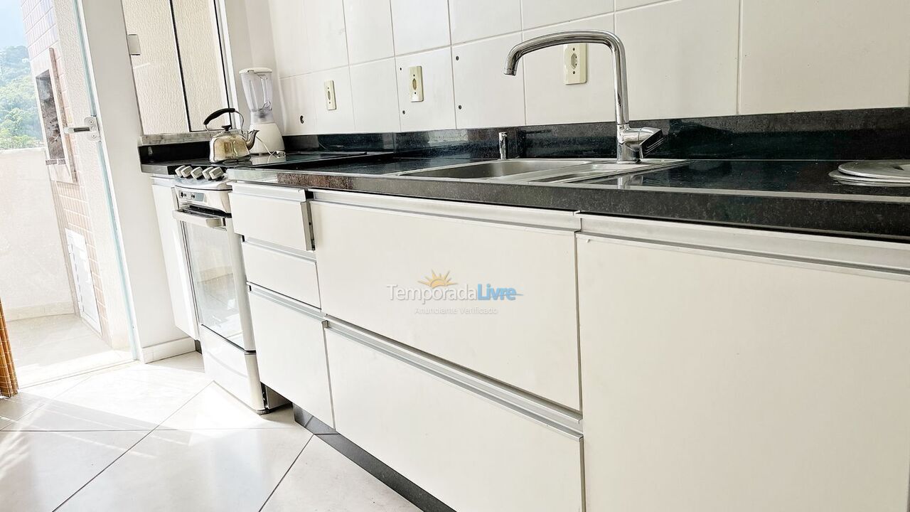 Apartment for vacation rental in Bombinhas (Praia de Bombas)