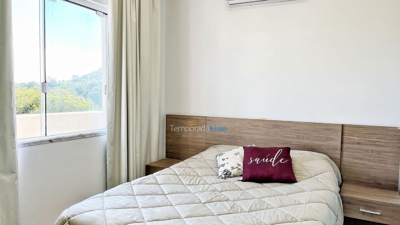 Apartment for vacation rental in Bombinhas (Praia de Bombas)