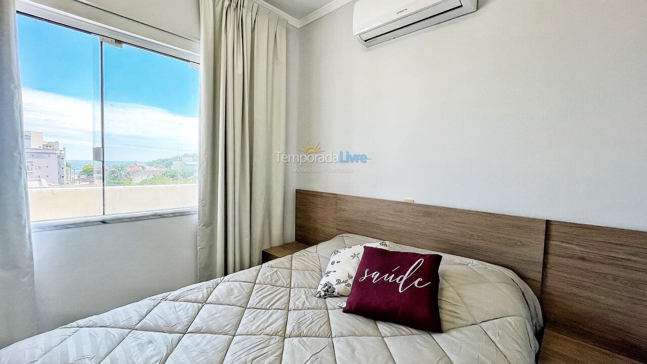 Apartment for vacation rental in Bombinhas (Praia de Bombas)