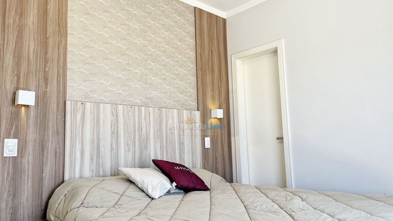 Apartment for vacation rental in Bombinhas (Praia de Bombas)