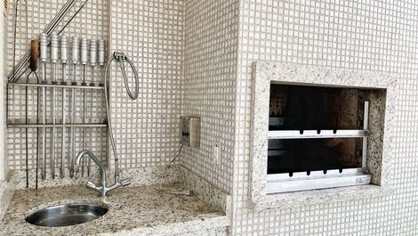 Apartment with SEA VIEW - 50 mtrs from the beach - 3 bedrooms - 2 bathrooms