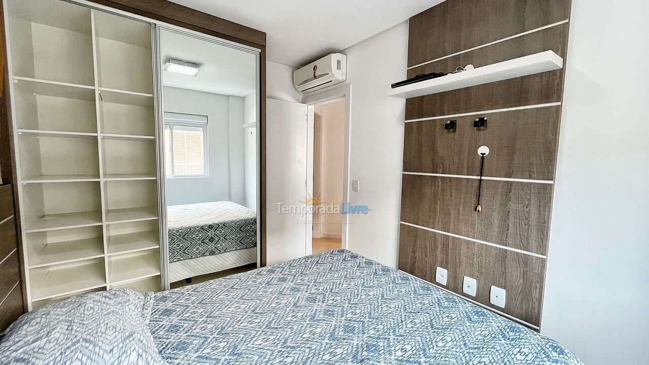 Apartment for vacation rental in Bombinhas (Praia de Bombas)