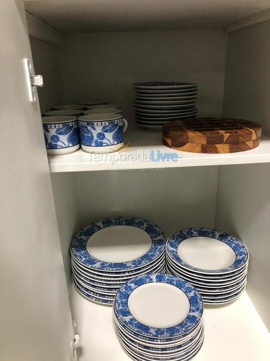 Apartment for vacation rental in Guarujá (Enseada)