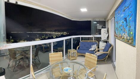 Apartment facing the sea 8 people 3/4 Barbecue and Wifi