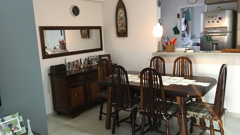 Apartamento de alto estándar frente al mar...