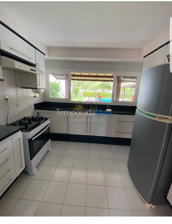 Casa para aluguel de temporada em Camaçari (Praia de Guarajuba)