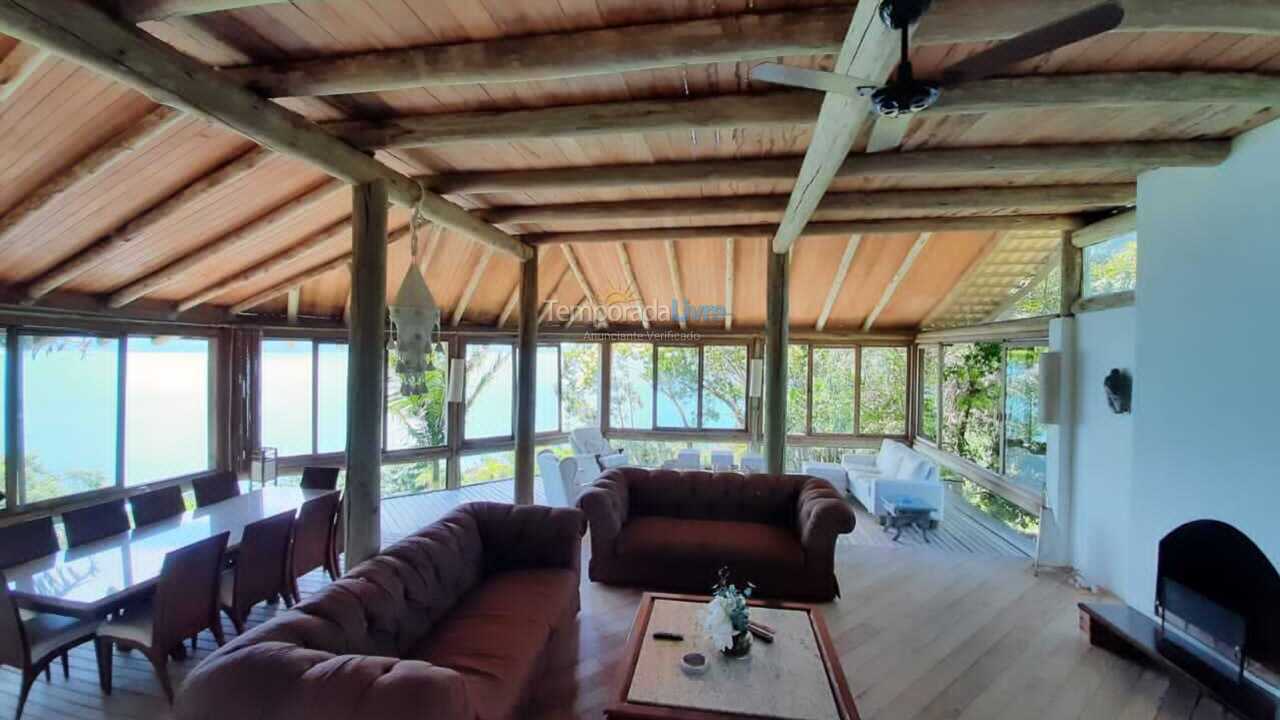 Casa para alquiler de vacaciones em Porto Belo (Araca)