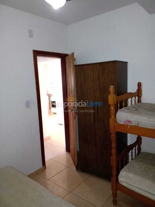 Casa para alquiler de vacaciones em Caraguatatuba (Massaguaçu)