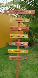 Casa en Caraguatatuba con piscina privada en conjunto cerrado.