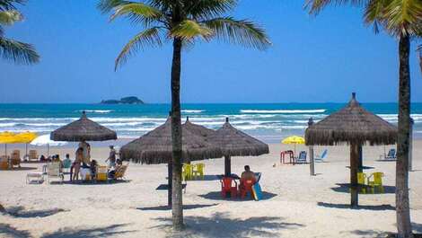 APARTAMENTO 10 PESSOAS 300 M DA PRAIA COM WIFI - GUARUJÁ ENSEADA