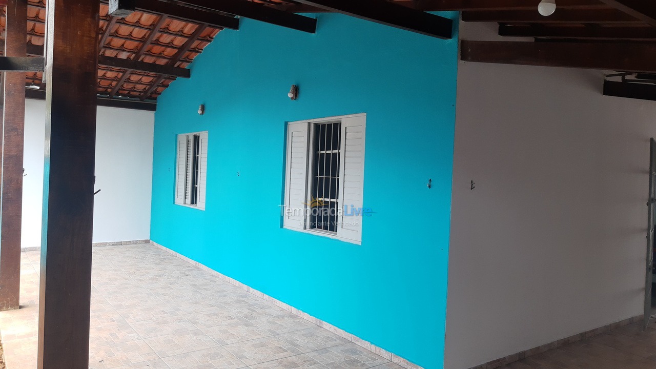 Casa para alquiler de vacaciones em Ubatuba (Praia das Toninhas)