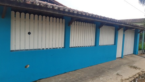 Casa para fines de semana y temporada, playa de Toninhas Ubatuba