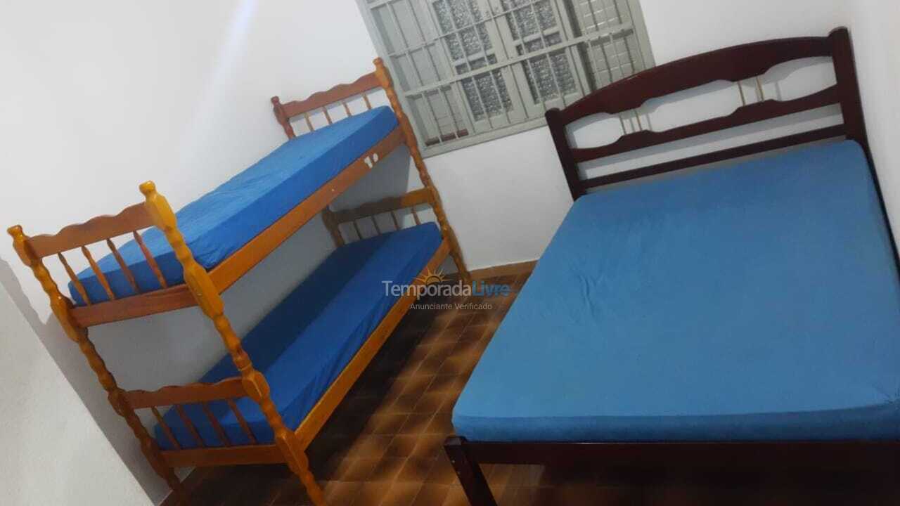 Casa para alquiler de vacaciones em Ubatuba (Praia das Toninhas)
