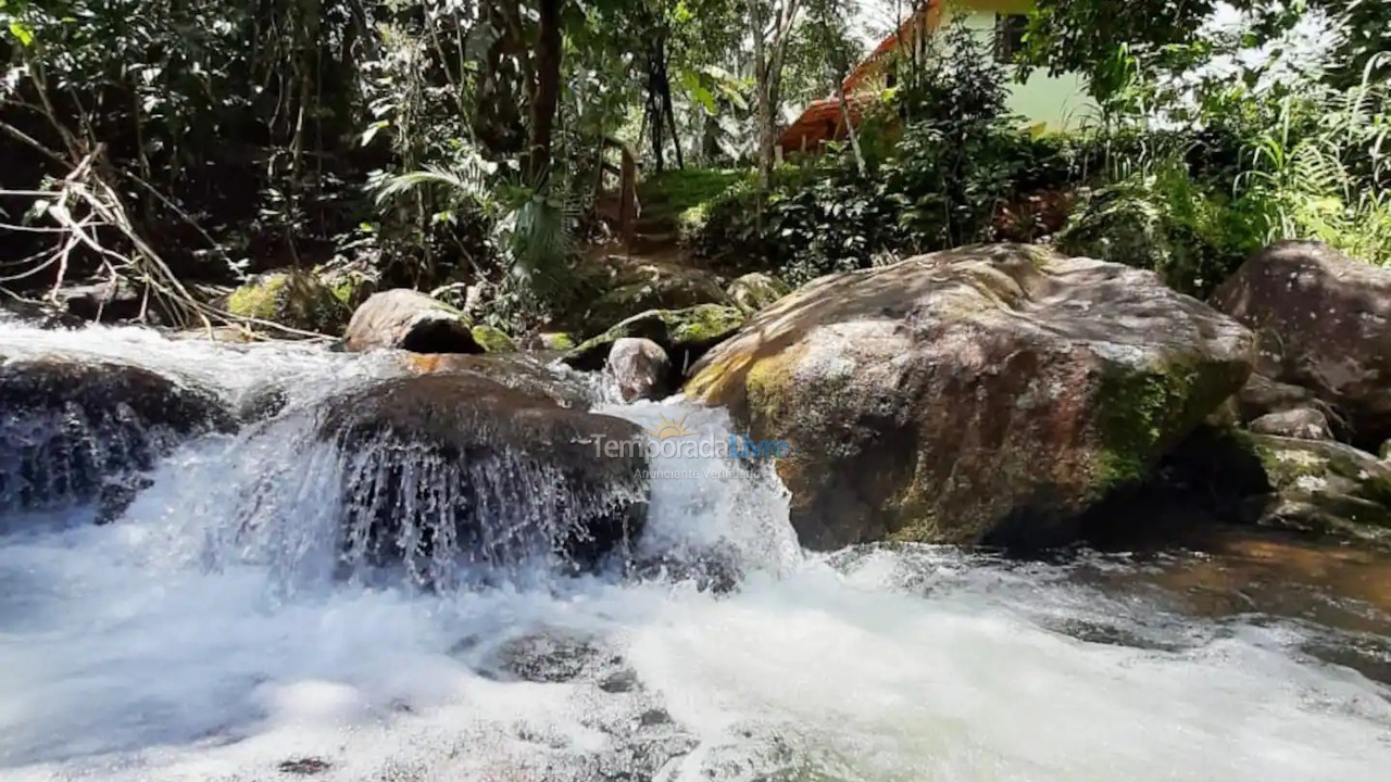 Casa para aluguel de temporada em Resende (Serrinha do Alambari)
