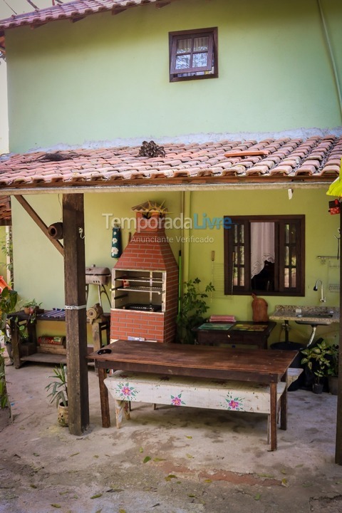 Casa para aluguel de temporada em Resende (Serrinha do Alambari)