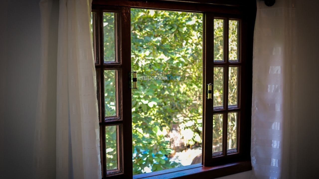 Casa para aluguel de temporada em Resende (Serrinha do Alambari)